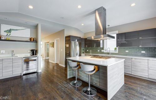 3546 Shakespeare Ave, Chicago IL 60647-3535 exterior