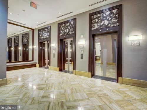 3101 Hampton Dr, Alexandria VA 22302-1513 exterior