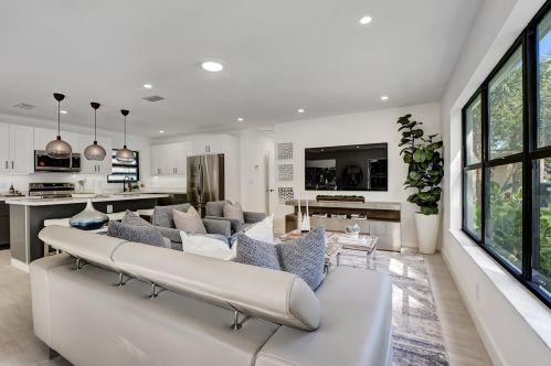 235 20 St, Boca Raton FL 33431-8013 exterior