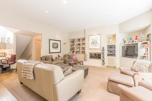 55 Finch Frst Trl, Atlanta GA 30327-4576 exterior