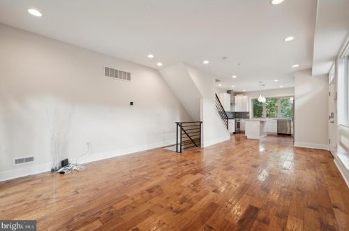 1214 17 St, Philadelphia PA 19132-3929 exterior