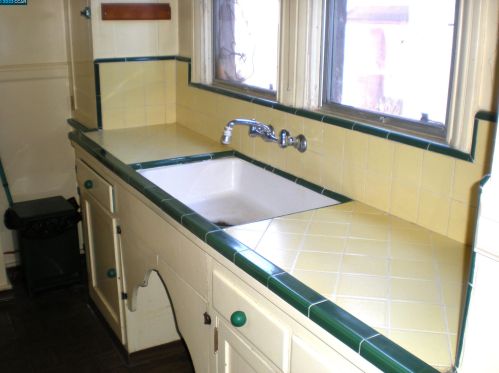 2424 Curtis, Berkeley CA 94702-2037 exterior