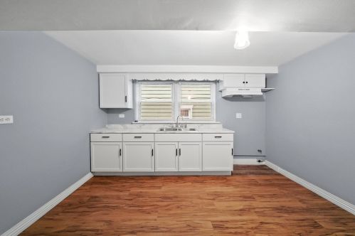 6116 Kolin Ave, Chicago IL 60629-5202 exterior