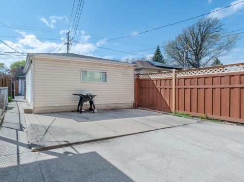 4210 Ridgeway Ave, Chicago IL 60659-1128 exterior