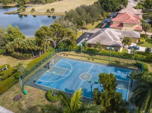 14771 Indigo Lk Cir, Naples FL 34119-4824 exterior