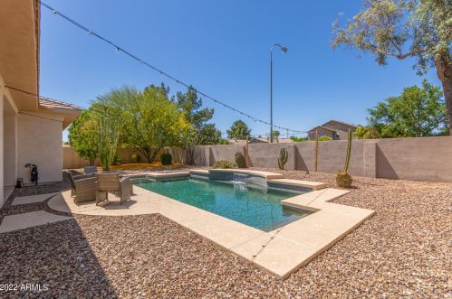 1802 Mead Pl, Chandler AZ  85248-5435 exterior