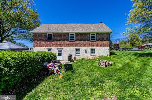 1404 Kepler Rd, Pottstown PA 19464-2107 exterior