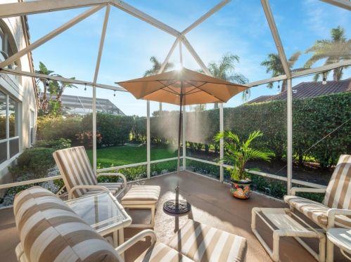 6834 Ashton St, Boynton Beach FL 33437-6040 exterior