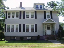 98 Eliot Ave, Newton, MA 02465-1728