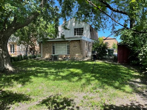 3811 Pratt Ave, Chicago IL 60712-3544 exterior