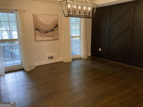 2933 Margaret Mitchell Ct, Atlanta GA 30327-1614 exterior