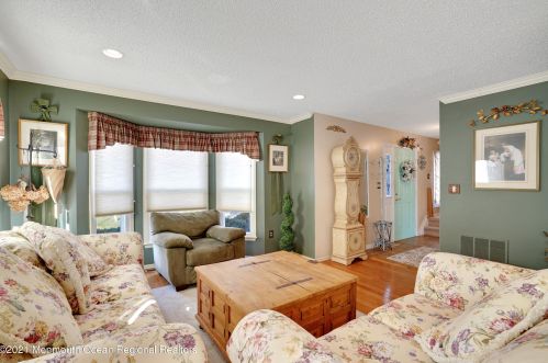 4 Cardinal Ct, Old Bridge NJ 08857-2793 exterior