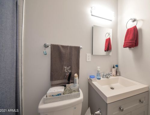 2320 40 Ave, Phoenix AZ 85009-4025 exterior