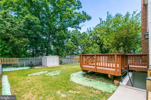 6934 Westhampton Dr, Alexandria VA 22307-1528 exterior