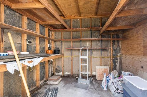 5470 25 Pl, Naples FL 34116-7502 exterior