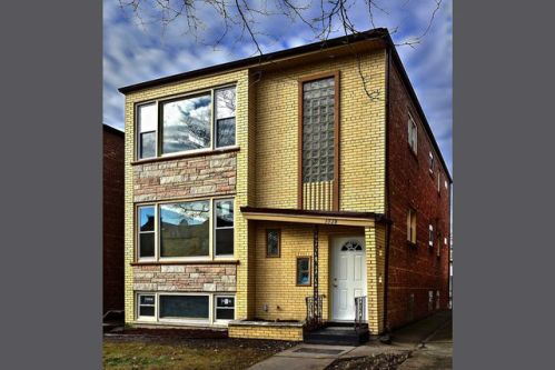 1028 Monitor Ave, Chicago IL  60630-3335 exterior