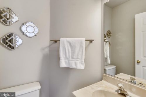 10946 Rocky Mount Way, Silver Spring MD 20902-3687 exterior