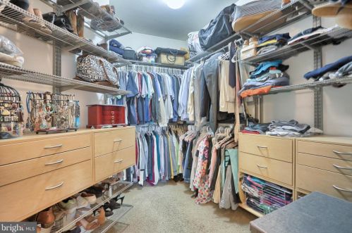 1110 Cord Dr, Hummelstown PA 17036-6815 exterior