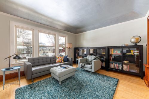 2421 46, Milwaukee WI 53210-2918 exterior