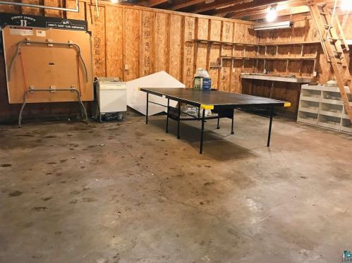 1825 Melrose Ave, Duluth MN 55803-2524 exterior