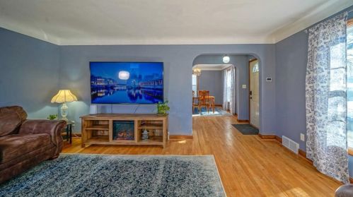 1109 Cook Ave, Saint Paul MN 55106-3323 exterior