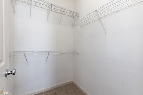 5282 Kershaw Ct, Atlanta GA 30339-6711 exterior