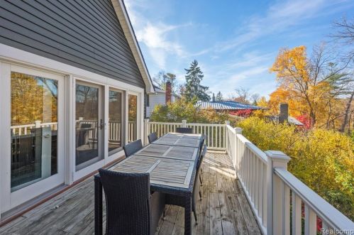 488 Willits St, Bham MI 48009-3310 exterior