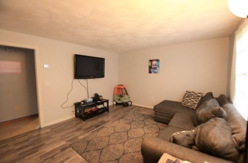 151 7th Ave, Woonsocket RI  02895-4020 exterior