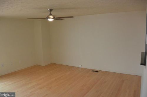 6062 Alexander Ave, Alexandria VA  22310-4382 exterior