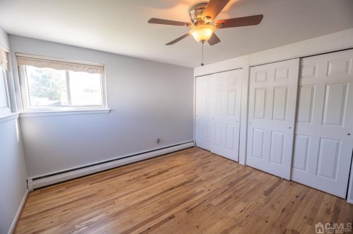 15 Sims Rd, Edison NJ 08817-3034 exterior