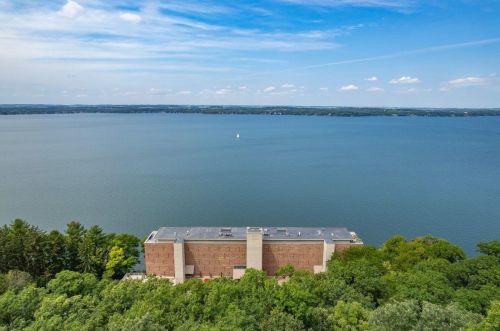 3100 Lake Mendota Dr, Madison WI  53705-1481 exterior