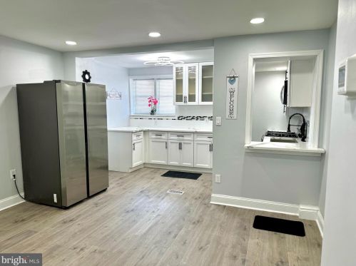 4045 Glendale St, Philadelphia PA 19124-5319 exterior