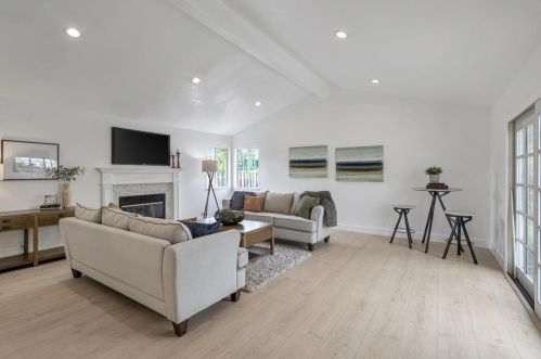 501 Crosslees Dr, San Jose CA  95111-1828 exterior