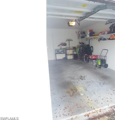 186 Gabriel Cir, Naples FL 34104-5446 exterior