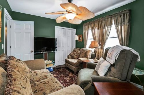 230 Ridge Ave, Pittsburgh PA  15237-6914 exterior