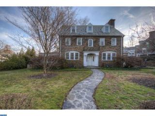 420 Chichester Ln, Penn Wynne, PA 19096-1801