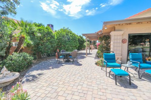 26209 Cloverland Dr, Chandler AZ 85248-9221 exterior