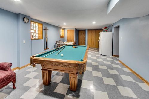 1704 Nordica Ave, Chicago IL 60707-4320 exterior