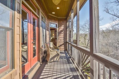 6105 Grand Marina Cir, Gainesville GA 30506-7803 exterior