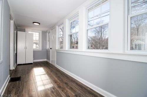 14 Mendes St, Parsippany, NJ 07834-1216