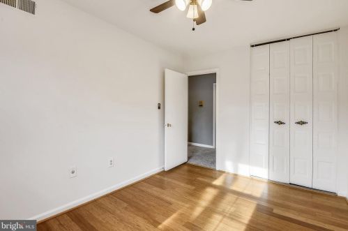 2685 Centennial Ct, Alexandria VA 22311-1304 exterior