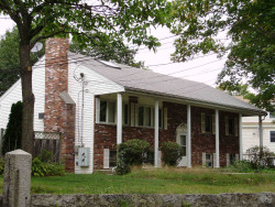 23 Auburndale Ave, Newton, MA 02465-1401