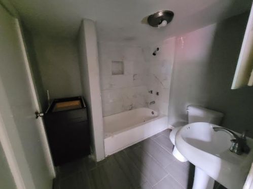 4340 Carroll Ave, Atlanta GA 30331-6506 exterior