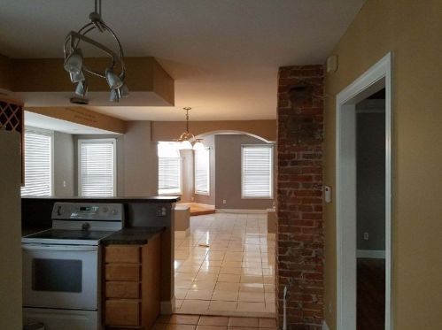 29 Morris St, Springfield MA  01105-2001 exterior