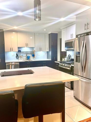 17 Hilltop Rd, Edison NJ  08820-2803 exterior