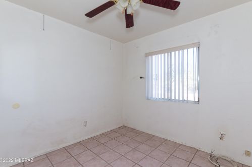 9442 5th St, Tucson AZ 85716-5005 exterior