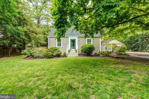 11302 Norris Dr, Silver Spring, MD 20902-2513