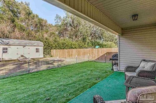 3906 Jarrett St, Milton FL  32571-2426 exterior