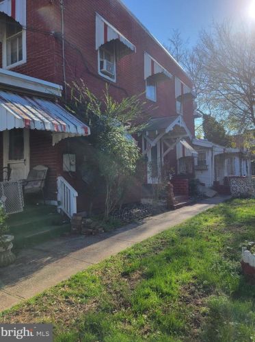 1337 U St, Washington, DC 20020-7013