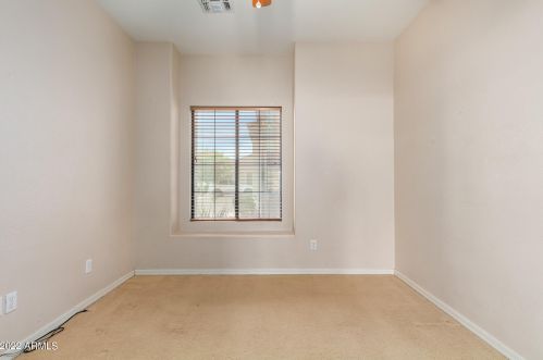 7020 30 St, Phoenix AZ 85042-6010 exterior